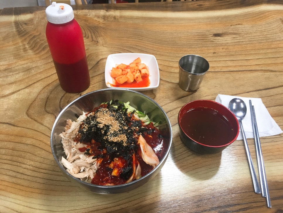 육거리국수 이미지