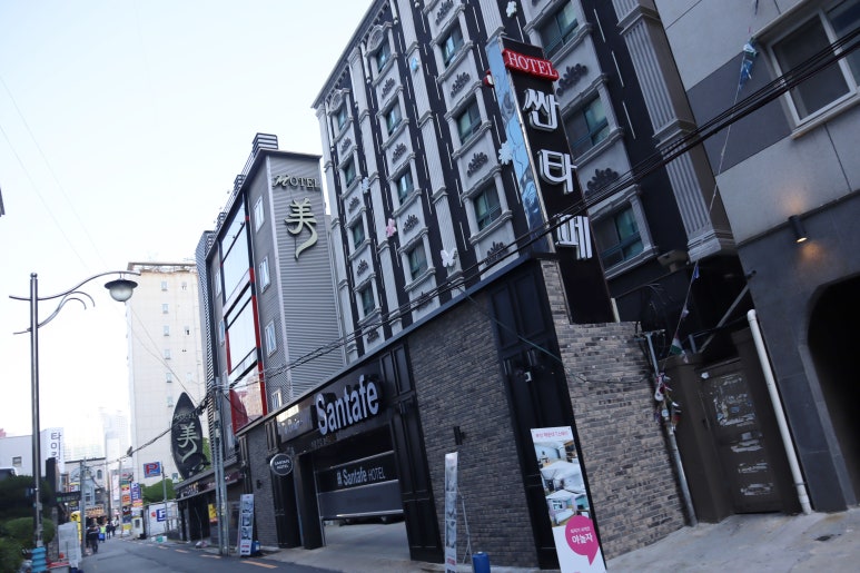 싼타페모텔 이미지
