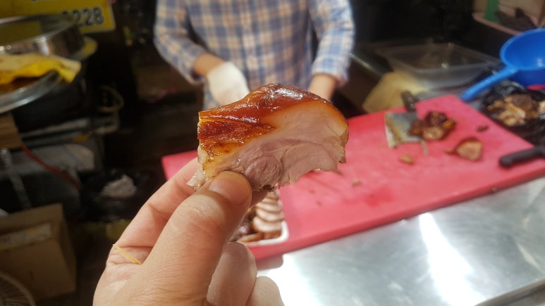서부한방왕족발 이미지