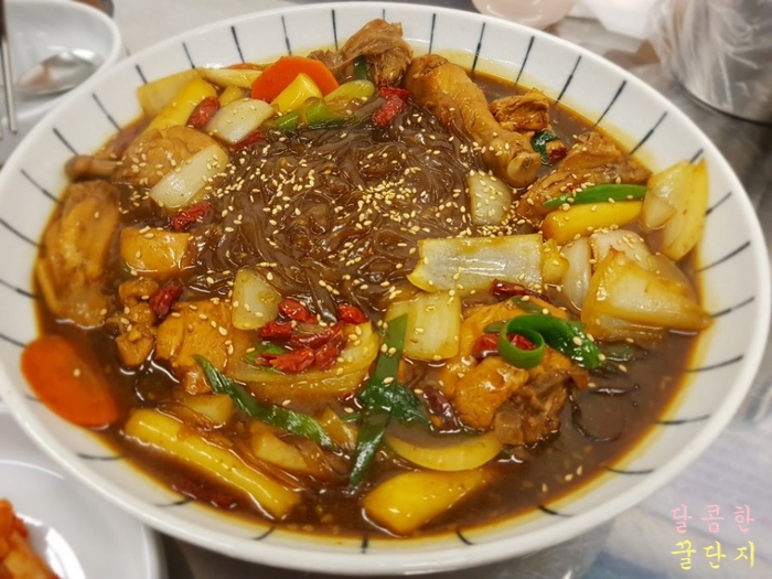 여우찜닭 이미지