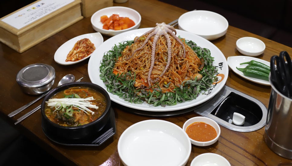 맛나감자탕 동래점 이미지