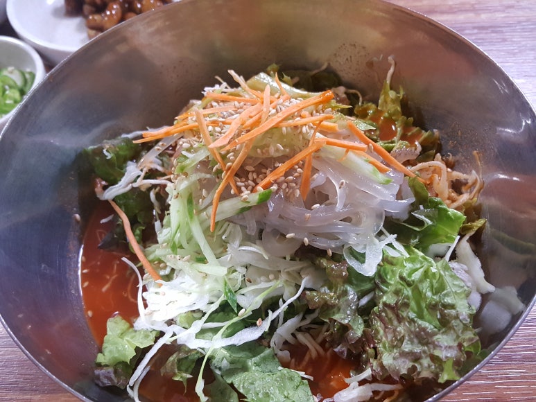 최냉면 이미지