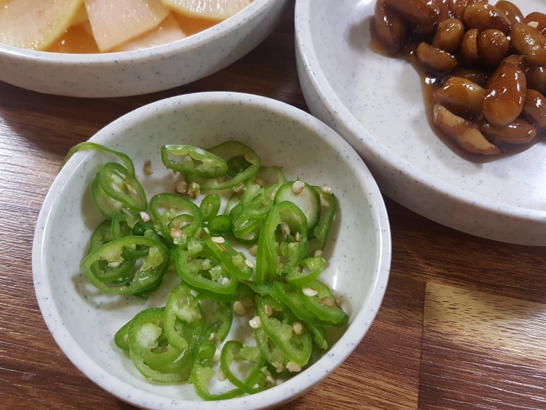 최냉면 이미지