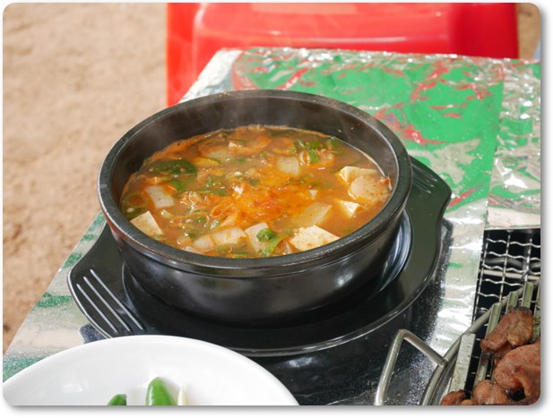 숲속의오리 이미지