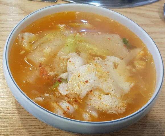 곰치생태전문점 이미지