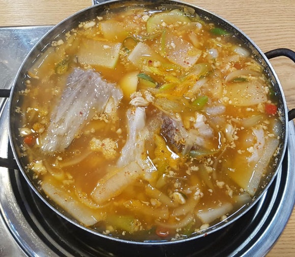 곰치생태전문점 이미지