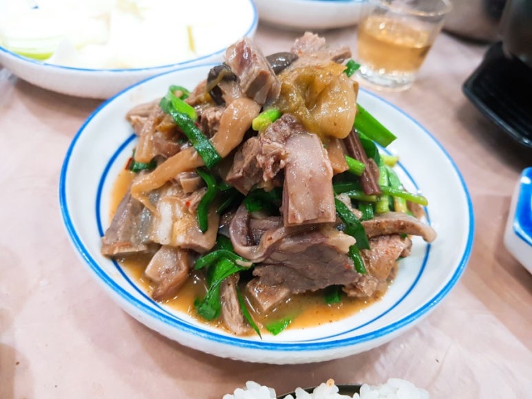 산천흑염소 이미지