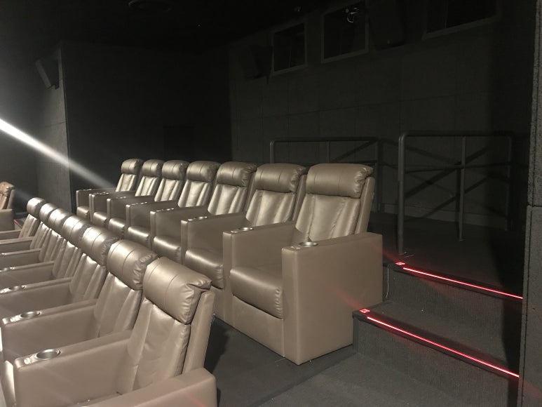 CGV 대학로 8관 이미지