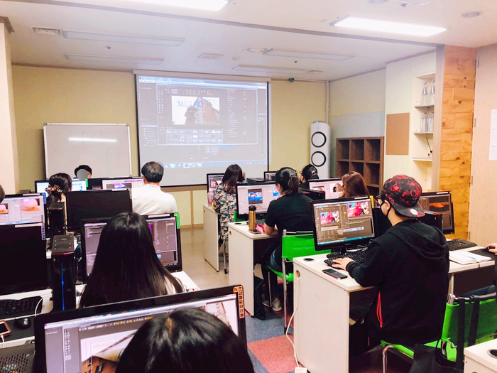 컴퓨터아울렛 이미지
