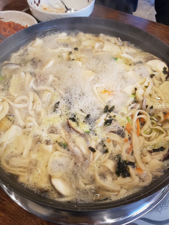 우리밀칼제비집 이미지