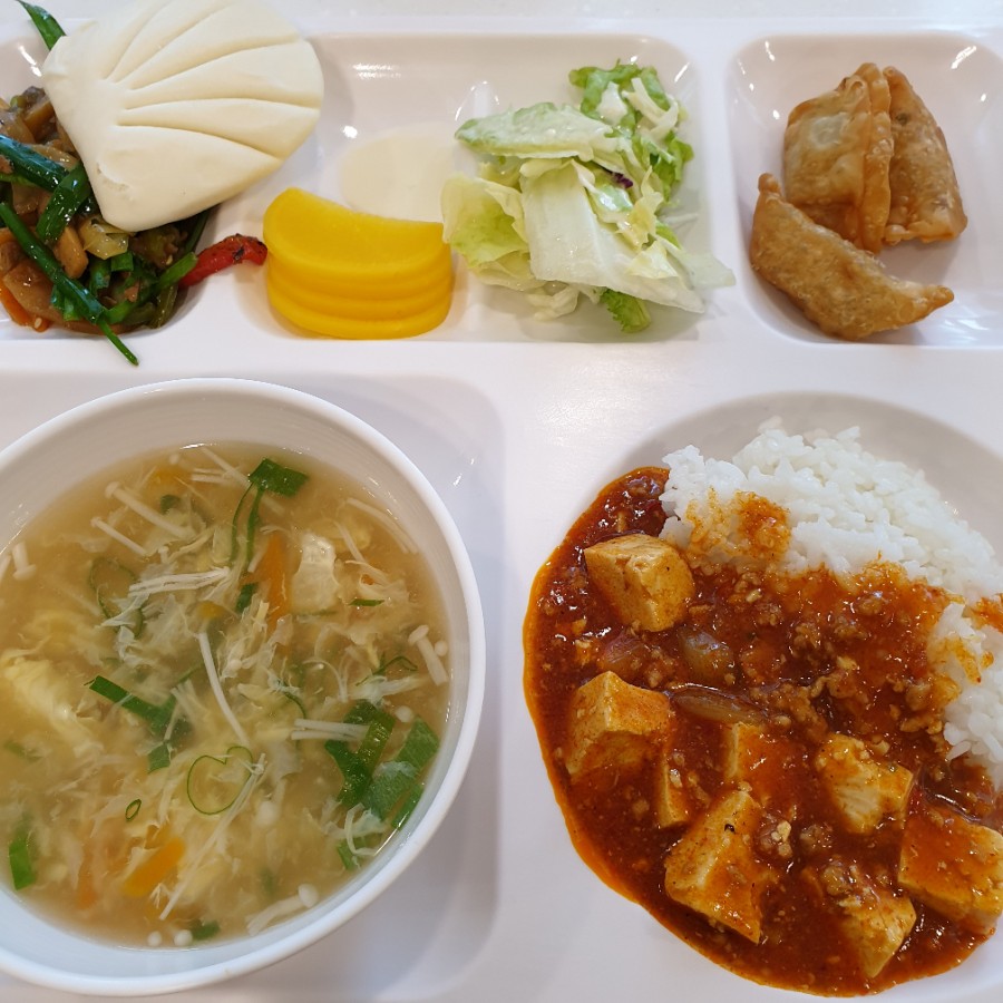 구내식당 이미지