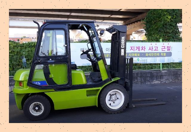 아주중장비전문학원 이미지