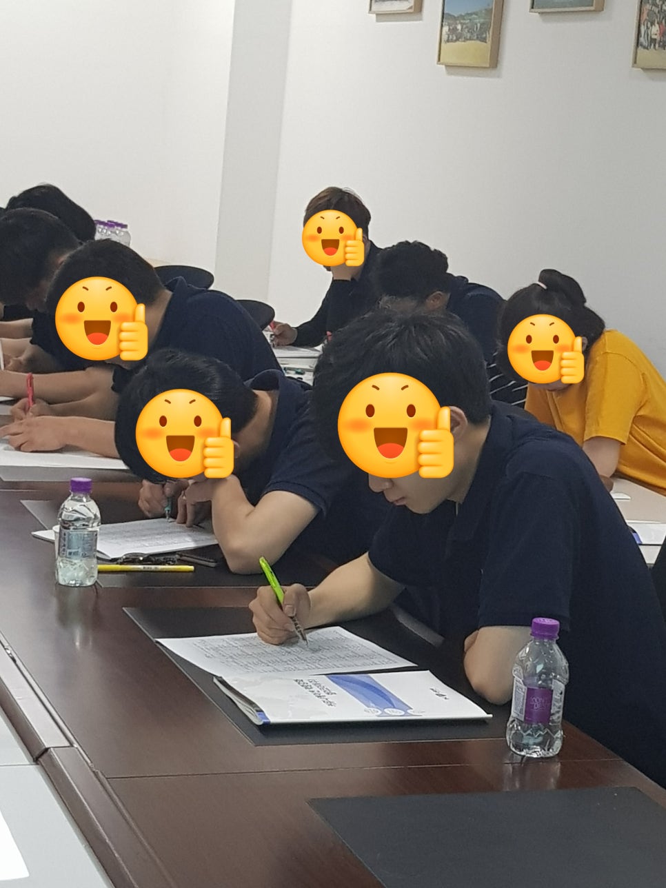 헬러코리아(주) 이미지