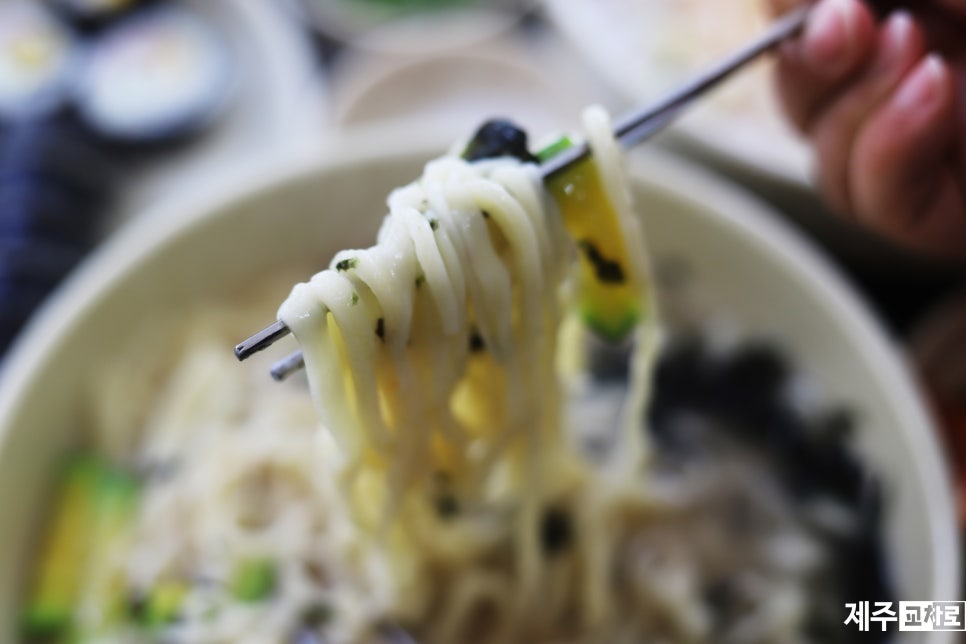 명동손칼국수 이미지