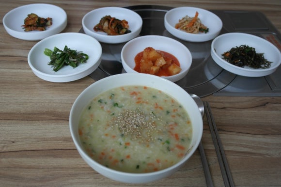 고창바지락칼국수 이미지