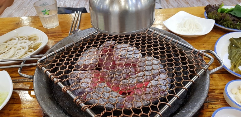 넓은마당참숯화로구이 이미지