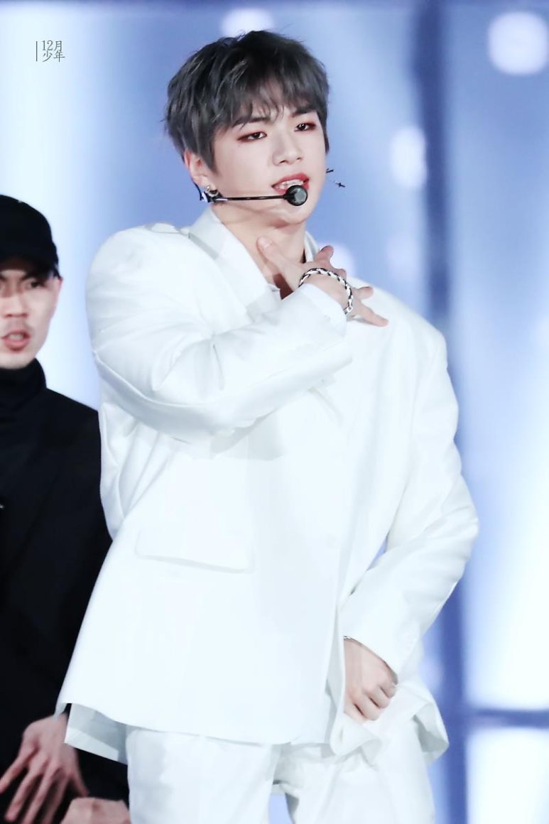 위아더퓨쳐 이미지