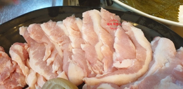 머리고기 전문점 이미지
