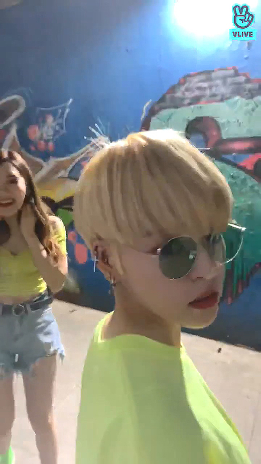 틴트플레이스 이미지
