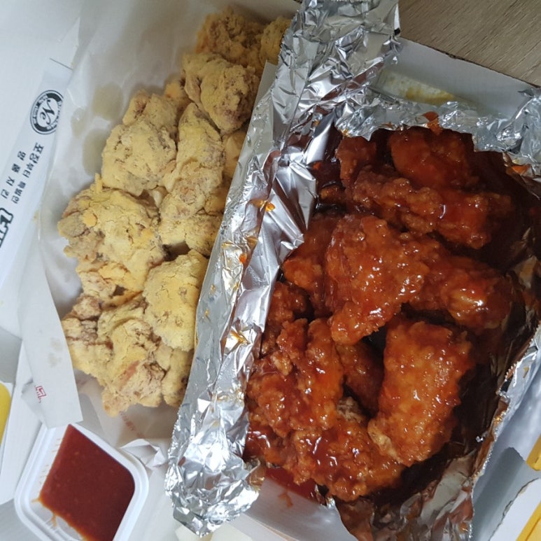 네네치킨신부점 이미지