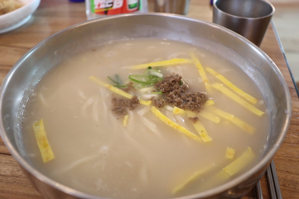 청와삼대칼국수 이미지