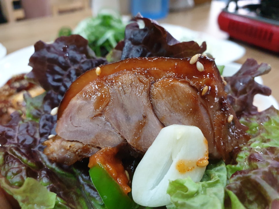 정석통바베큐족구이 이미지