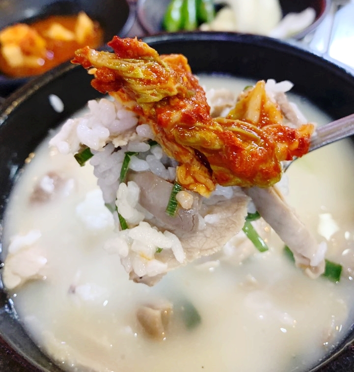 1등가마솥돼지국밥 이미지
