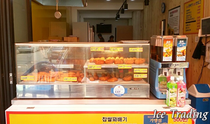 찹쌀꽈배기엔핫도그 이미지
