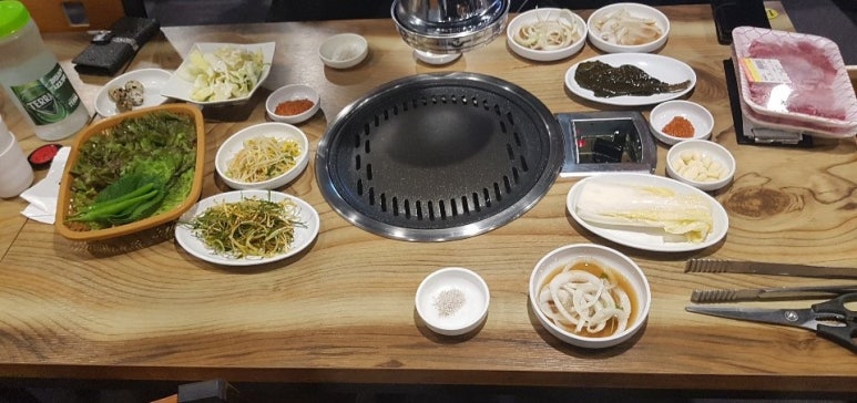 한우고을 정육점식당 이미지