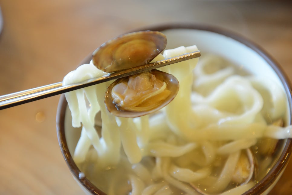 오모리생바지락손칼국수 이미지