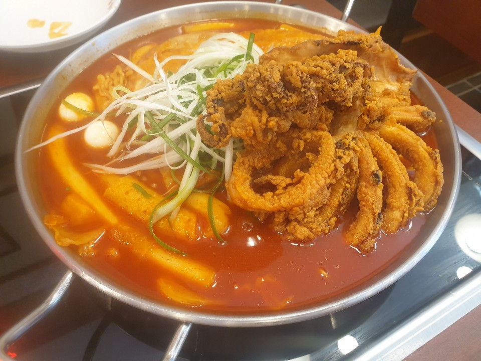 청년떡볶이 이미지