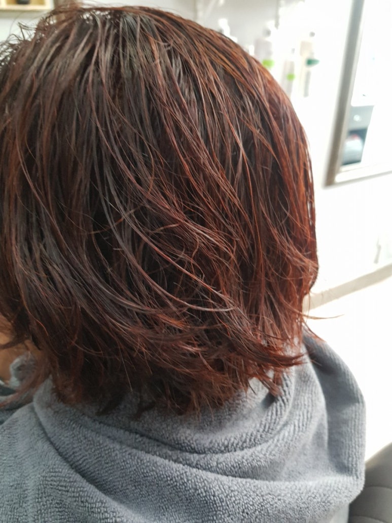 단발머리방 이미지