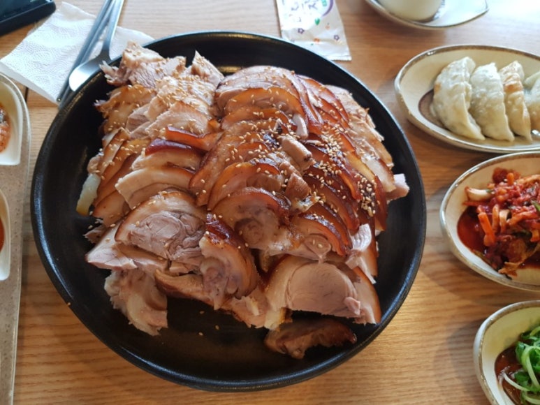 이성수왕족발 이미지