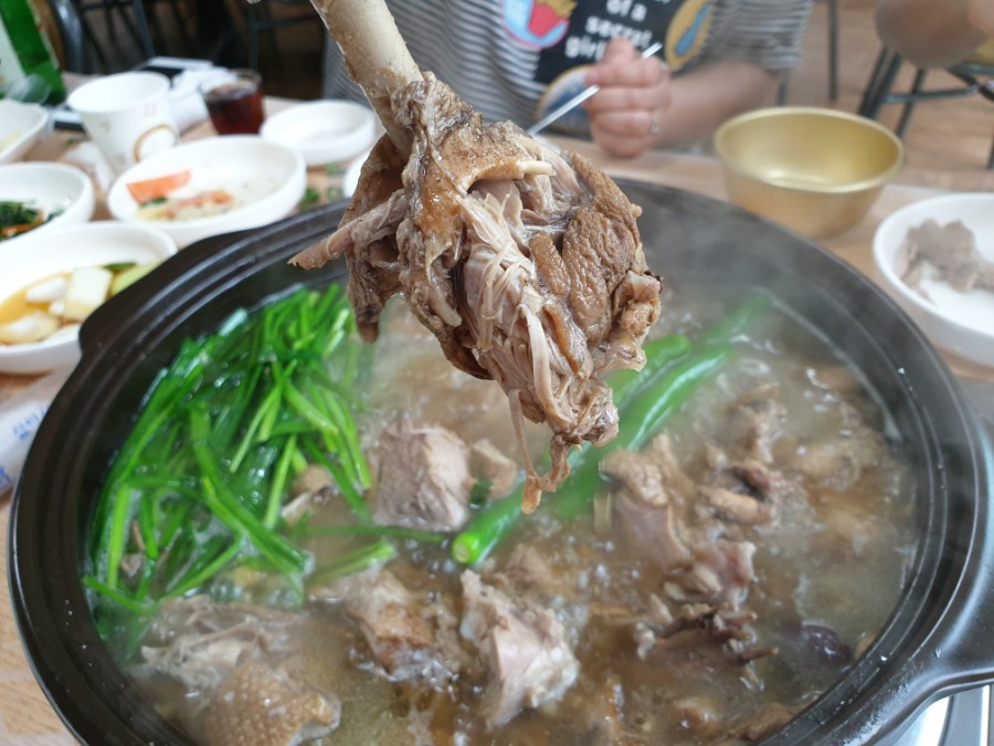 성현옻닭 이미지