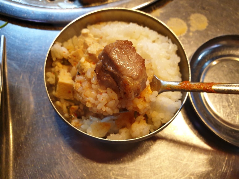 꽃돼지바람났네 이미지