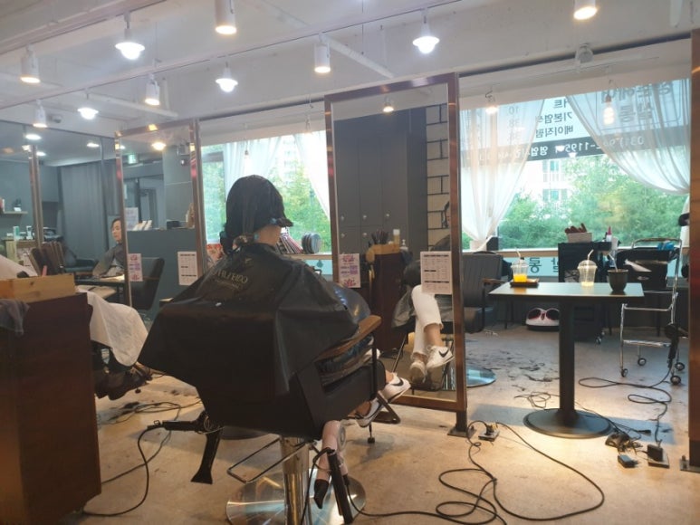청춘헤어살롱 이미지