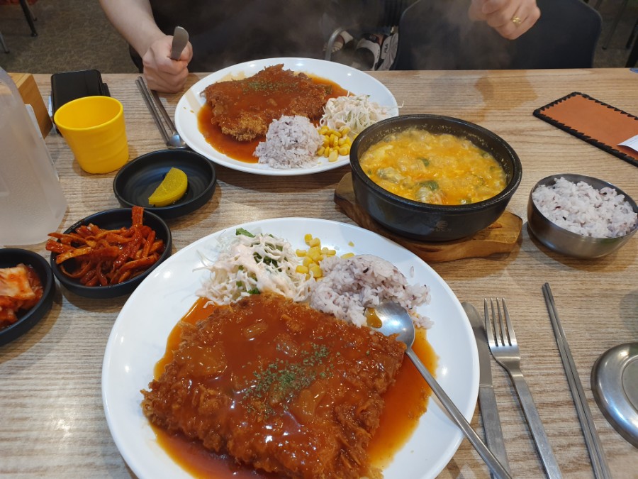 통큰돈까스 이미지