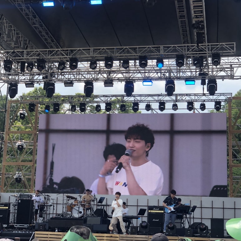 류월 이미지