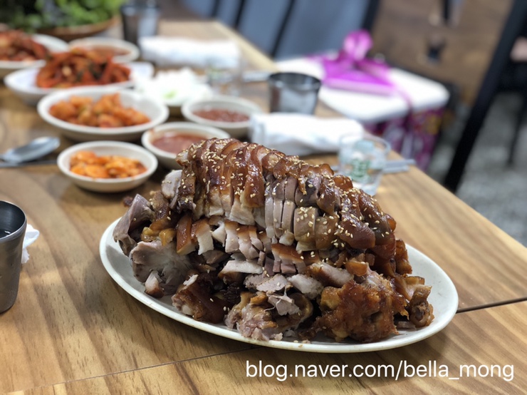 백암족발 이미지