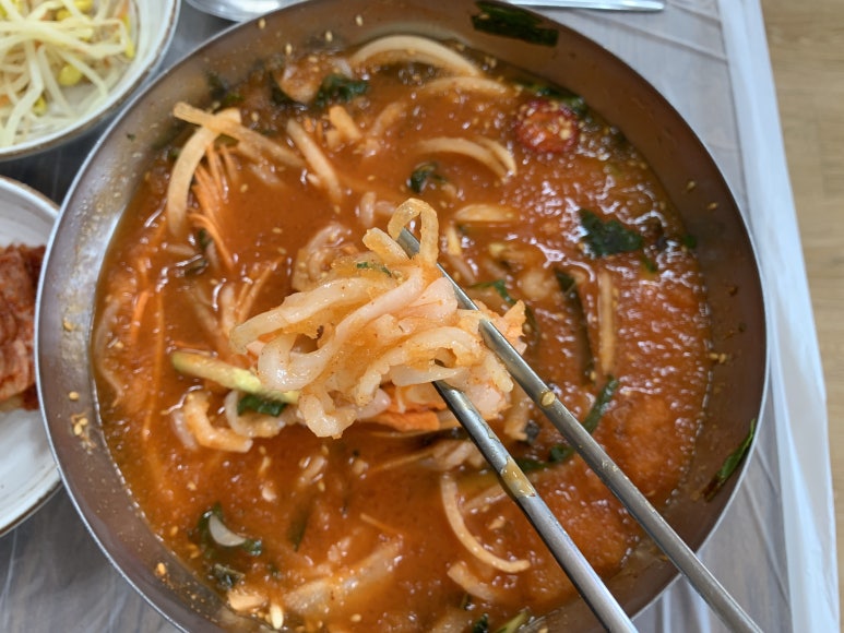 엄마손뚝배기 이미지