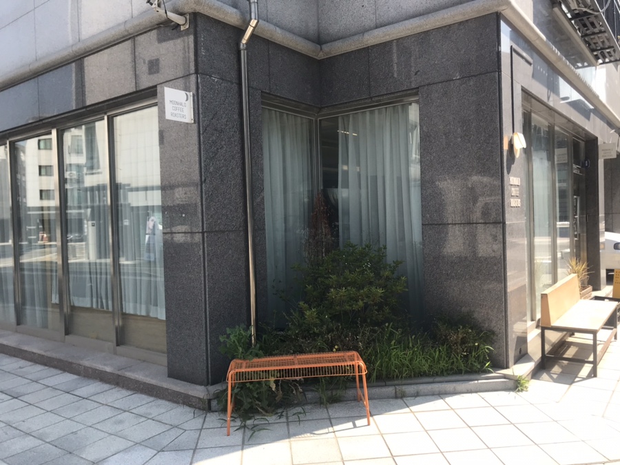 할로커피숍 이미지