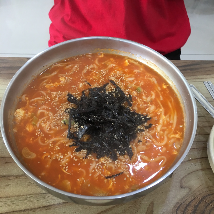 청대얼큰이칼국수쭈꾸미 이미지