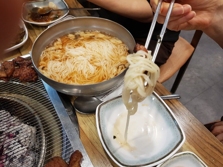 교동흑돼지 이미지