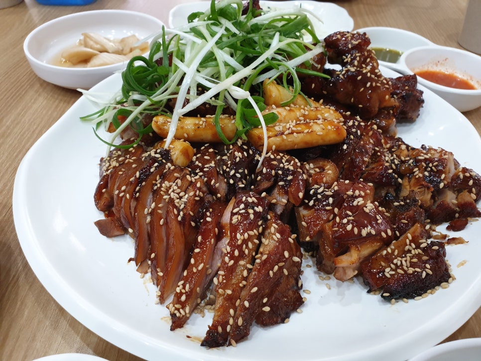 정석통바베큐족구이 이미지