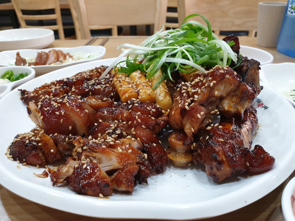 정석통바베큐족구이 이미지