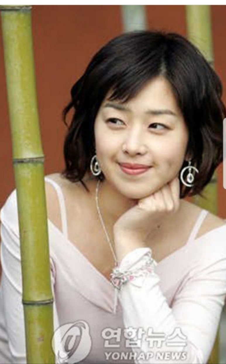 보조개 이미지