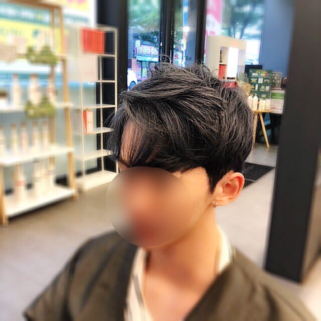 남자 미용실 이미지