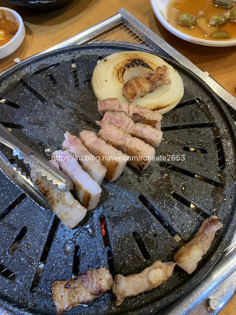엄가뒷고기한판 이미지