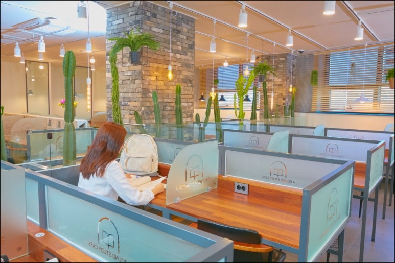 지금스터디카페 이미지