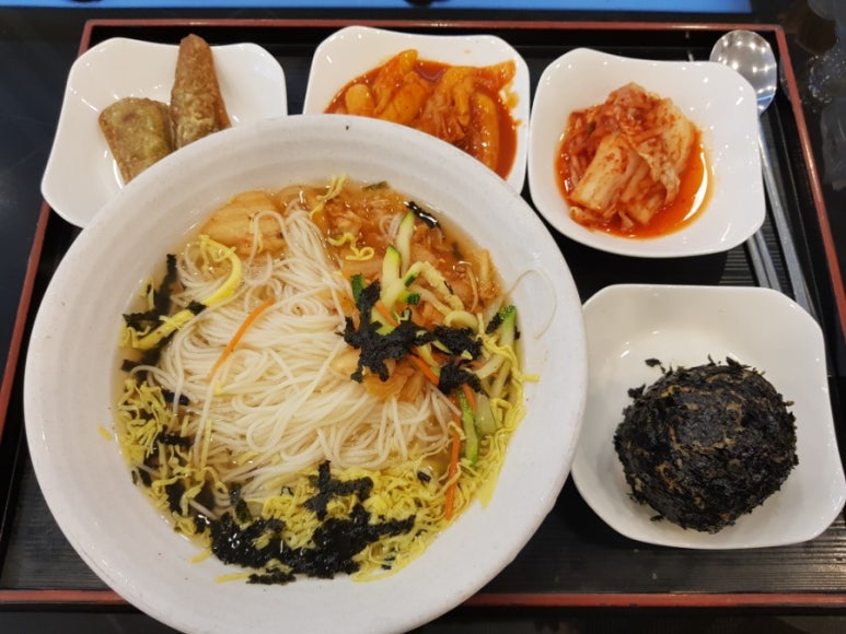 인하대학교 교직원식당 이미지